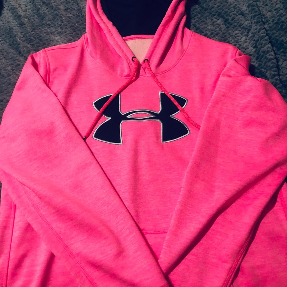 Women’s Under armor Hoodie - Picture 2 of 2
